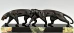 Michel Decoux - Sculpture, Art Deco panters brons L. 51 cm.