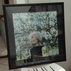 Rachel Lang (1984) - Untitled ( donna con fiori), Antiek en Kunst