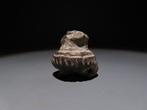 Maya Terracotta Fluit. 500-800 n.Chr. 3,8 cm hoog. Spaanse