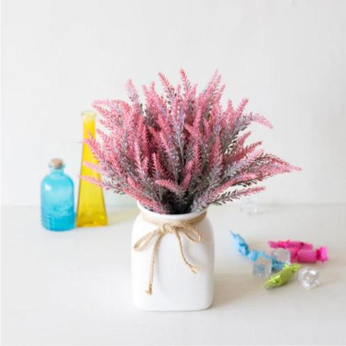 Kunst Boeket met Vaas - Lavendel Plastic Bloemen Luxe, Maison & Meubles, Accessoires pour la Maison | Plantes & Fleurs artificielles