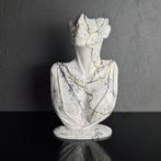 Santicri (1992) - Tired Face White & Black Marble