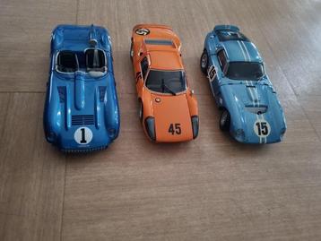 CMC, Minichamps 1:18 - Voiture miniature  (3) - Corvette,