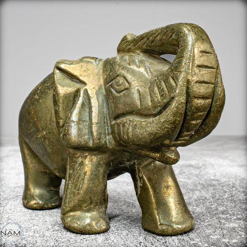 Pyrite de qualité supérieure Éléphant- 611.15 g, Verzamelen, Mineralen en Fossielen