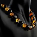 Authentieke BALTIC AMBER Ketting – Ruwe Zwarte & Gepolijste, Antiek en Kunst