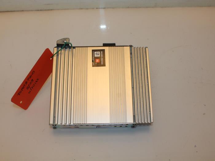 Radio versterker Toyota Prius O145075, Autos : Pièces & Accessoires, Électronique & Câbles