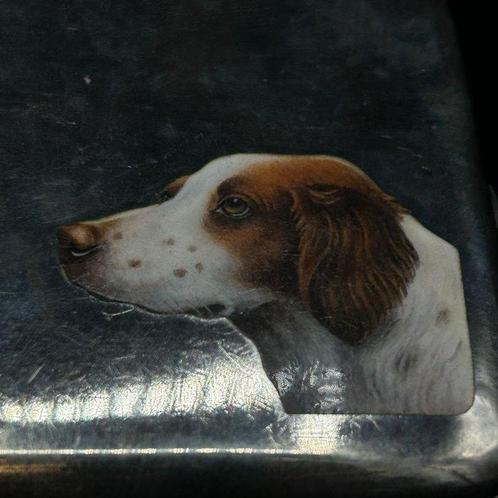 Unknown - Unknown - Sigarettendoos - Sigarettendoos met, Verzamelen, Rookartikelen, Aanstekers en Luciferdoosjes