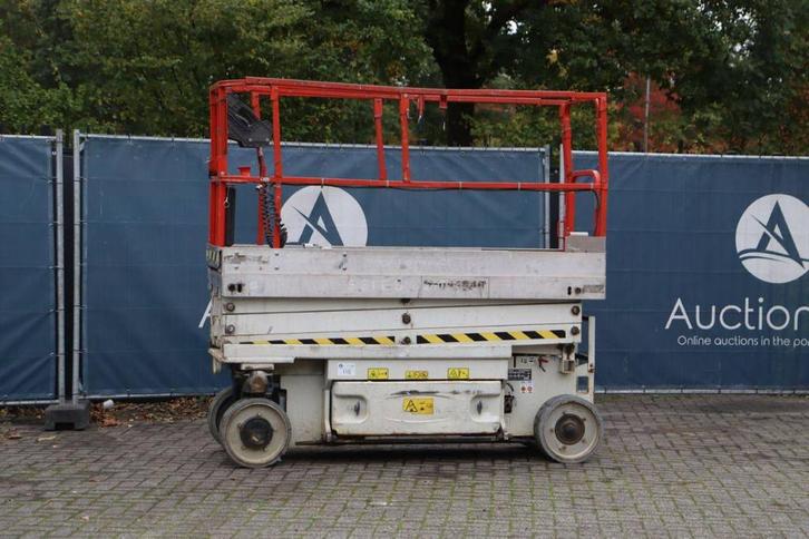 Veiling: Schaarlift JLG 2030ES Elektrisch 8.1m 2014, Zakelijke goederen, Machines en Bouw | Liften, Steigers en Ladders, Ophalen