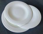 Richard Ginori - Tafelservies (12) - Golven - Porselein -