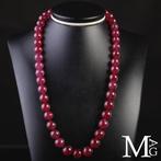 Robijnen ketting Pigeons Blood 540 karaat. - Hoogte: 520