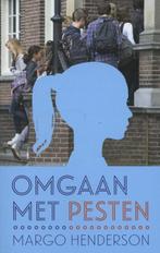 Omgaan met pesten 9789088504389 Margo Henderson, Verzenden, Zo goed als nieuw, Margo Henderson