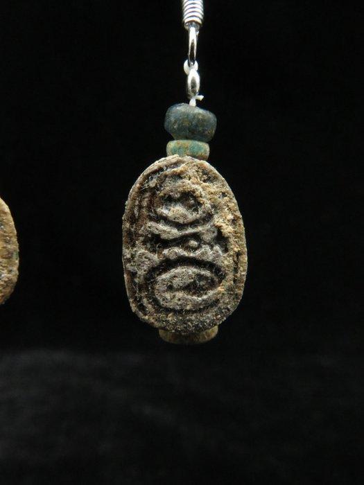 Oud-Egyptisch Oorbellen van glas en faience, mummie-kralen, Handtassen en Accessoires, Antieke sieraden