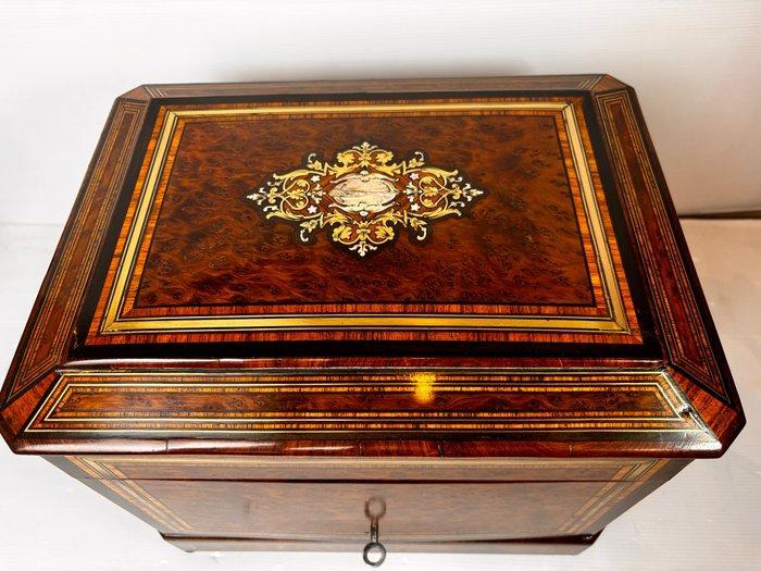 Cave à Liqueur Napoleon III - Drankkast - Dennenhouten loep, Antiek en Kunst, Antiek | Meubels | Stoelen en Sofa's