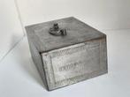 Beaumont - Cercueil - Métal - Caisse à monnaie avec panier à