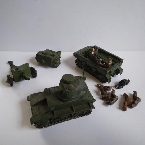Dinky Toys 1:48 - Véhicule militaire miniature (4) - Lot de, Hobby en Vrije tijd, Modelauto's | 1:5 tot 1:12