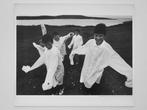 Ferdinando Scianna - Children play in Yohji Yamamoto