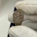 Oud-Romeins Brons Oude bronzen ring met figuurlijke