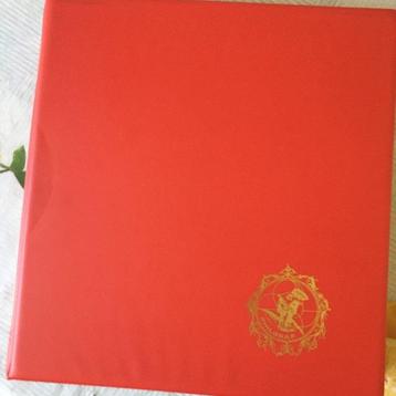 Wereld - Verzameling van FDC-enveloppen en nieuwe postzegels beschikbaar voor biedingen