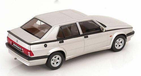 triple-9 1:18 - Modelauto - Alfa Romeo 75 - 1991 - Zilver, Hobby en Vrije tijd, Modelauto's | 1:5 tot 1:12