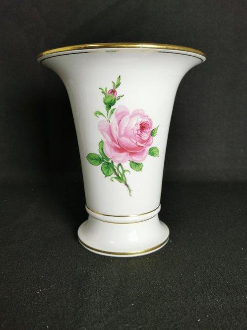 Meissen - Vaso a fiori Rose dipinto a mano - Altezza 19cm -, Antiek en Kunst, Antiek | Meubels | Tafels