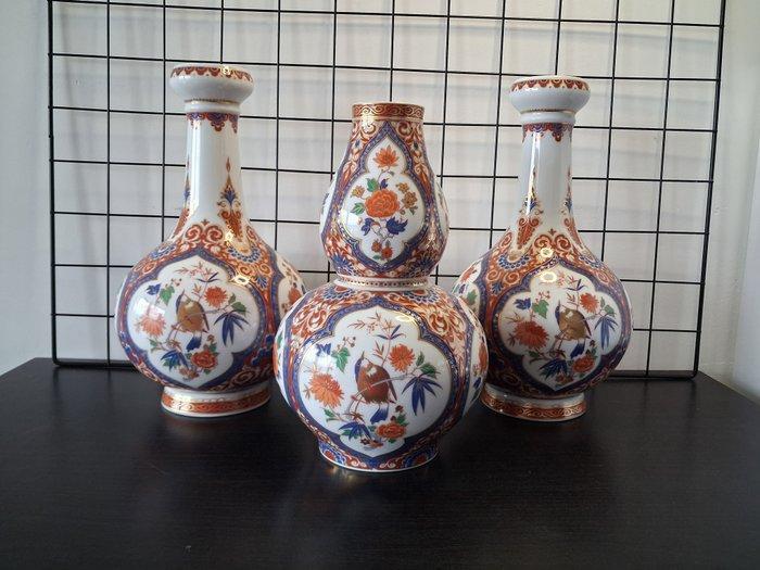AK Kaiser Porzellan - Vase (3) - Ming - Porcelaine - Vases, Antiek en Kunst, Antiek | Glaswerk en Kristal