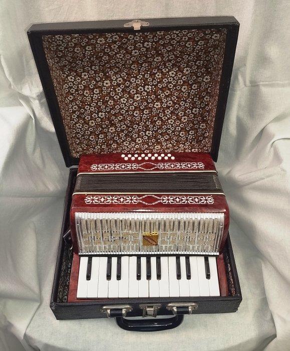 Malysh () - 16bass - Mini Accordion - - Klvieraccordeon, Muziek en Instrumenten, Blaasinstrumenten | Blokfluiten