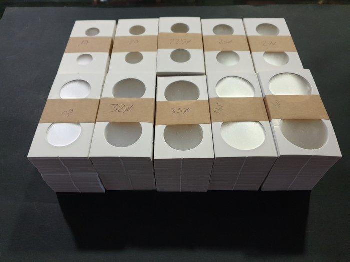 Accessoires. Coin Holders/Filps (1000 units) for Staples, Postzegels en Munten, Munten | Europa | Niet-Euromunten