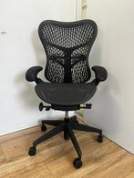 Opgeknapte Herman Miller Mirra 2 - Full Option Uitvoering!, Verzenden, Zwart, Zo goed als nieuw, Bureaustoel