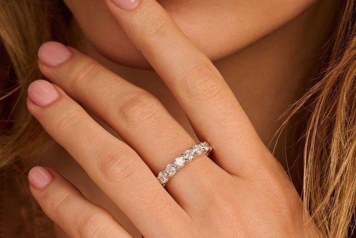 Bague déternité - 14 carats Or jaune - 3.70ct. tw. Diamant, Bijoux, Sacs & Beauté, Bijoux anciens