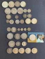 Wereld. Zeer waardevol lot met 37 zilveren Munten 1763 tot, Postzegels en Munten