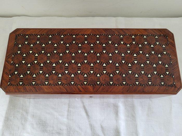 Doos - met handschoenen marqueterie in hout - Hout, Antiek en Kunst, Antiek | Overige Antiek