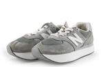 New Balance Sneakers in maat 43 Grijs | 5% extra korting, Kleding | Heren, Schoenen, New Balance, Overige kleuren, Verzenden, Zo goed als nieuw