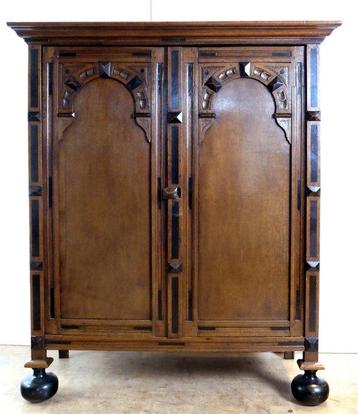 Kabinet - Toogkast - Eik, Enoby / Ebonised hout