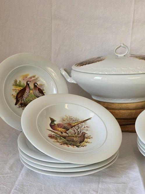 Porcelaine de Limoges - service potage soupe gibier chasse à, Antiek en Kunst, Antiek | Meubels | Tafels