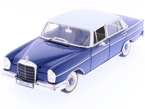 Schaal 1:18 Revell 08919 Mercedes 300 SE  #137, Hobby en Vrije tijd, Modelauto's | 1:18, Gebruikt, Revell, Ophalen of Verzenden