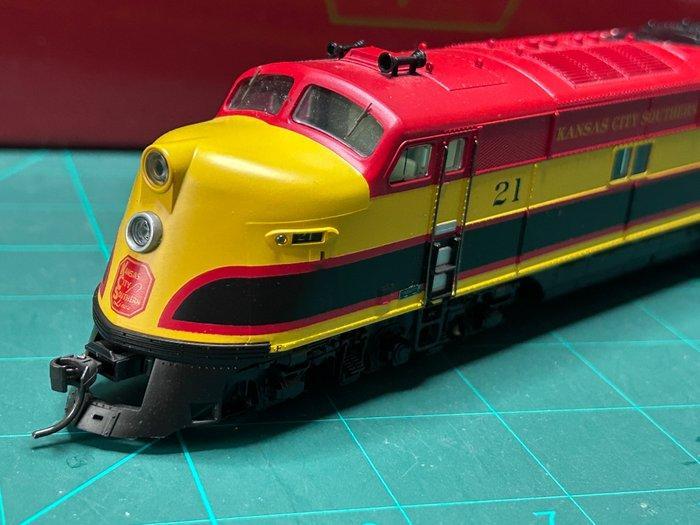 Broadway Limited H0 - 762 - Dieselelektrische locomotief (1), Hobby en Vrije tijd, Modeltreinen | H0