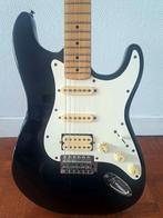 Squier - Stratocaster black Korean  SSH -  - Guitare, Musique & Instruments