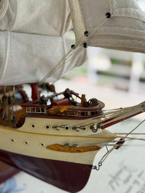 Voilier 4 mats LE NIPPON MARU en bois 70 cm modelisme -, Hobby en Vrije tijd, Modelauto's | 1:5 tot 1:12