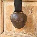 Cloche décorative - Très grande cloche de vache avec son