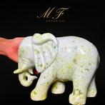 Prachtige olifant in jade citroen - kwaliteit extra - XXL, Verzamelen