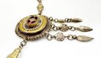 Ketting met drie hangers - Zilver - Kazachstan - midden 20e, Antiek en Kunst