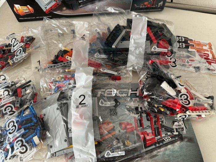 Lego Set - 42076 - Technic - Hovercraft, Enfants & Bébés, Jouets | Duplo & Lego