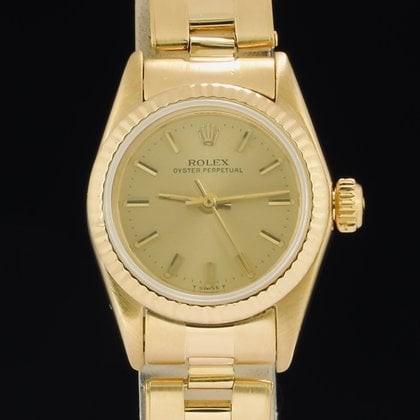 Rolex Oyster Perpetual 26 67198 uit 1990, Bijoux, Sacs & Beauté, Montres | Femmes, Envoi