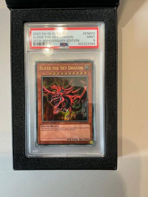 PSA Graded card - Yu-Gi-Oh! - Slifer the Sky Dragon - 2023, Verzamelen, Overige Verzamelen