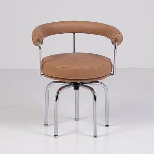 Cassina - Charlotte Perriand, Le Corbusier, Pierre Jeanneret, Huis en Inrichting, Overige Huis en Inrichting