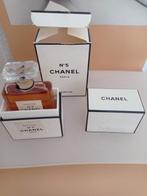 chanel - Bouteille de parfum (5) - Verre - Ensemble parfum, Antiek en Kunst