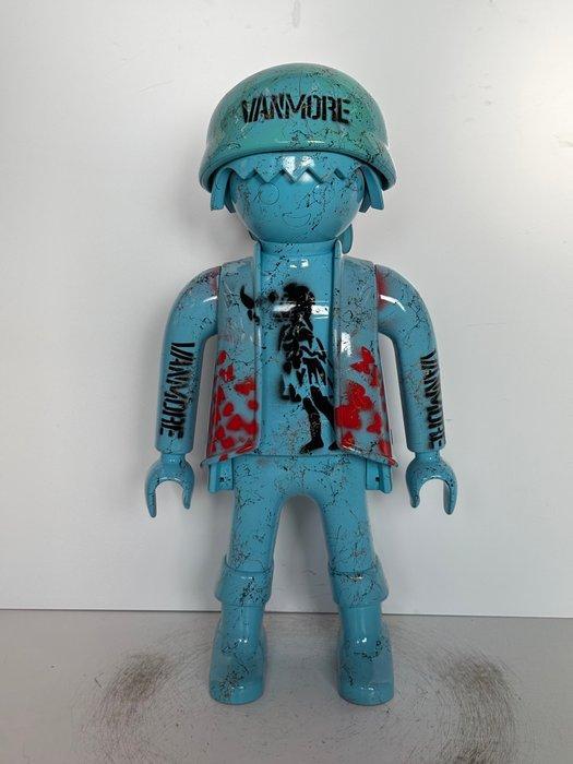 Rob VanMore - Playmobil VANMORE Butterfly Girl XXL - 63cm, Antiek en Kunst, Kunst | Designobjecten