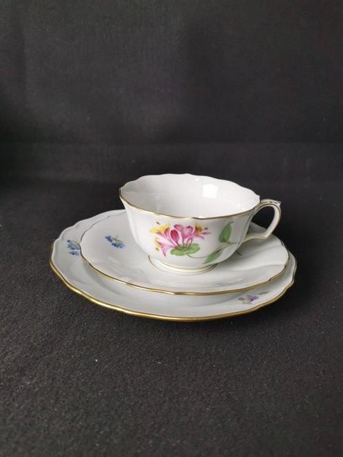 Meissen - Fiori - Tazza da tè con piattino - 2.Wahl - XX, Antiek en Kunst, Antiek | Meubels | Tafels