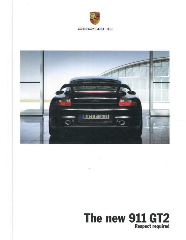 2008 PORSCHE 911 GT2 HARDCOVER BROCHURE ENGELS, Boeken, Auto's | Folders en Tijdschriften