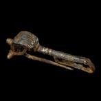 Oud-Romeins uiterst zeldzame fibula, ijzer met goudinleg