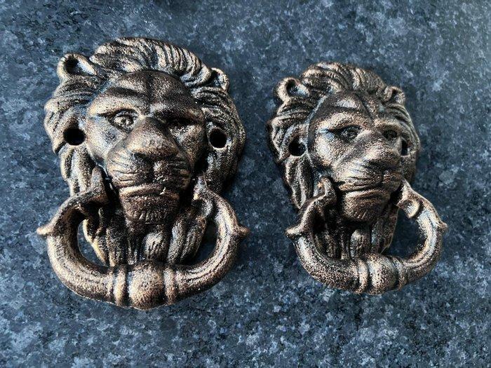 Decoratief ornament (2) - Europa - 2 leeuw deurkloppers, Antiquités & Art, Curiosités & Brocante